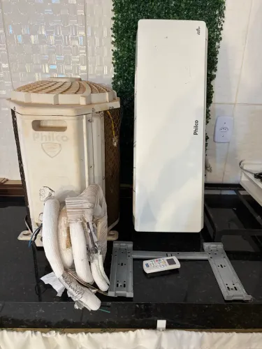 Ar Condicionado PHILCO 9000 BTUS Inverter (COM DEFEITO)