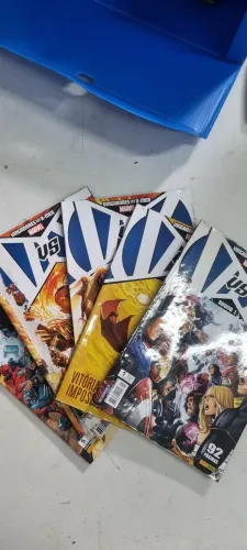 Vingadores vs X-Men (Ed. 2 a 5) ? R$ 11 cada<br>? Estado