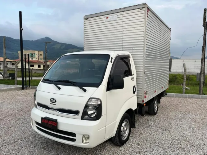 Kia Motors Bongo K-2500 2.5 4X2 TB Diesel 2021
