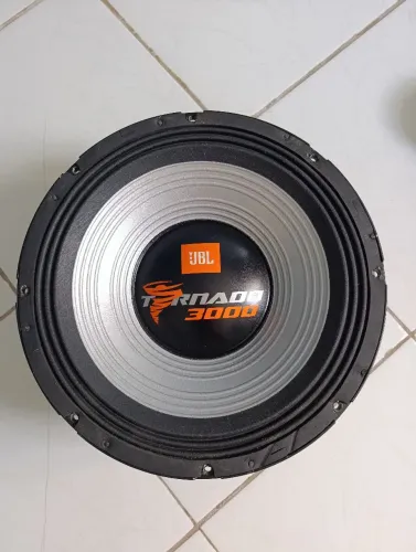 Equipamentos de som automotivo 