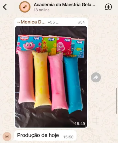 Vende-se geladinho gormed , sabor morango, maracujá, céu azul, chocolate, pudim