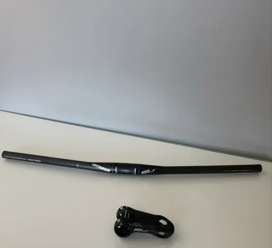 Guidão FSA SLK em Carbono 740mm + avanço