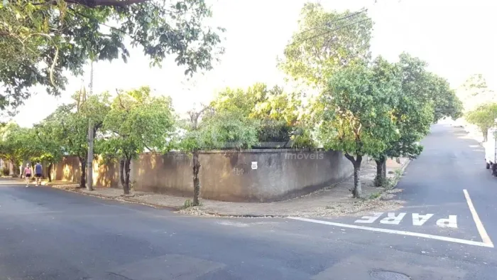 Terreno Padrão à Venda no Jardim Santa Paula, São Carlos