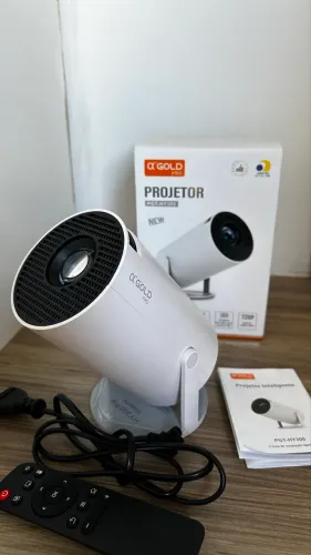 MINI PROJETOR PORTÁTIL PGT-HY300 4K 720P