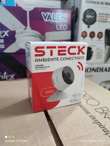 Câmera Wi-Fi Steck Interna HD NOVA LACRADA <br>Compatível Alexa e Google Home<br>Nova Lacrada