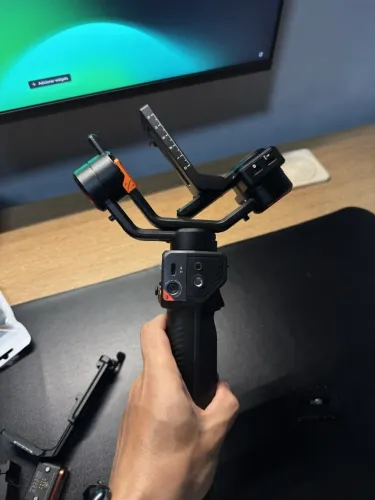 Estabilizador Gimbal Hohem iSteady MT2 Kit com Rastreador IA, Seminovo e Completo