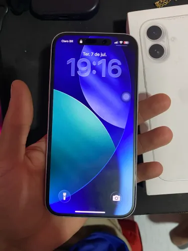iPhone 128 gb novo