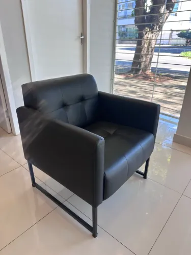 Poltrona Preta para Recepção