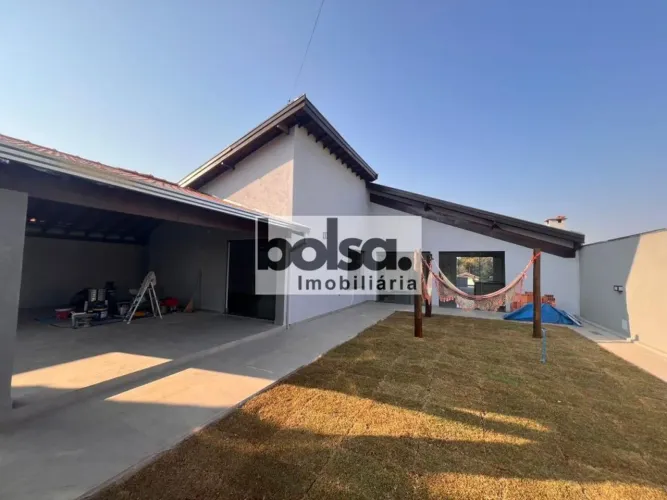 CASA EM CONDOMINÍO PRIMAVERA ! !