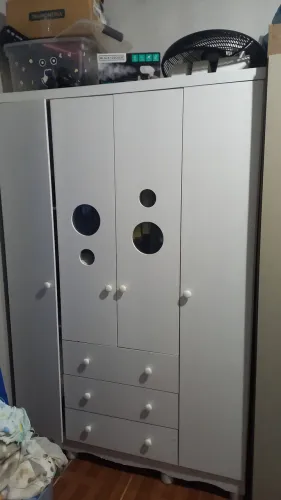 Guarda roupa infantil 