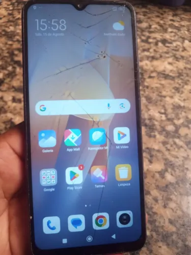 REDMI 12C COM A TELA TRINCADA FUNCIONANDO NORMAL