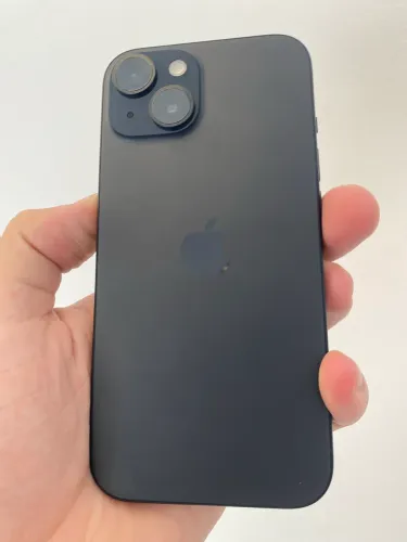 iPhone 15 128GB