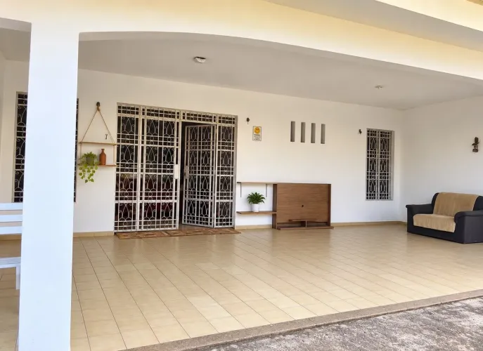 Casa em Rua Publica no Outros, São Luís