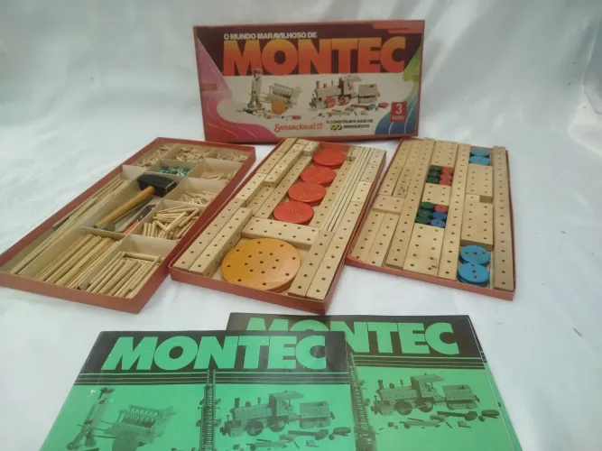 Antigo brinquedo de montar montec anos 80