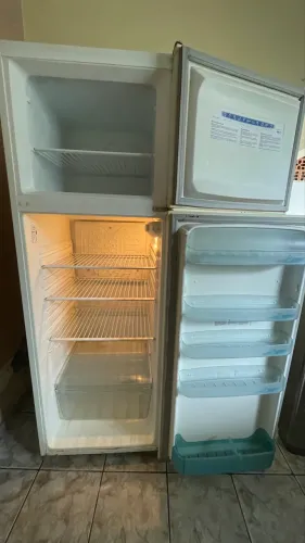 Geladeira Eletrolux entrego
