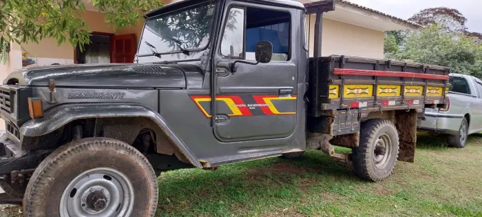 Toyota Band.Picape Chassi Longo Diesel 1997