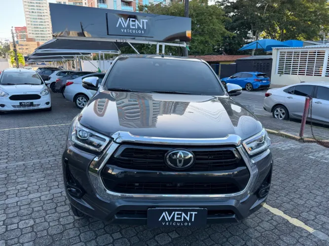 Toyota Hilux CD SRX 4X4 2.8 TDI 16V Diesel Aut. 2023