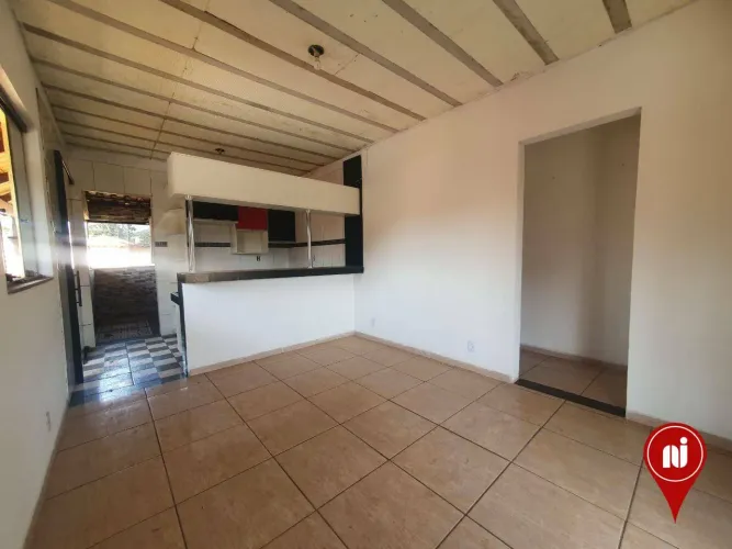 Casa com 2 dormitórios para alugar, 200 m² por R$ 2.200,00/mês - Campo Verde - Mário Campo