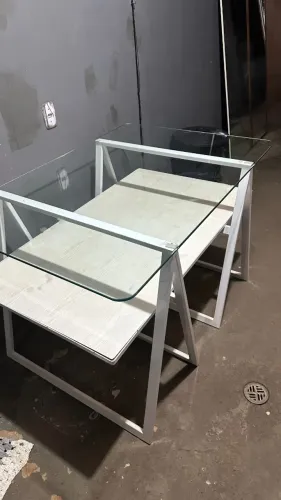 Mesas de dobras de roupas