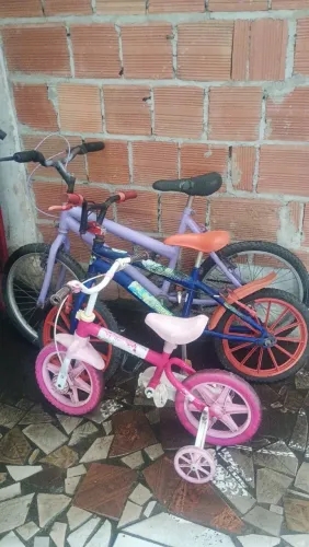 Vendo 3 bicicletas de criança