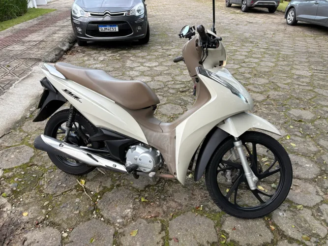 Honda Biz 125 2023 Branco Off White