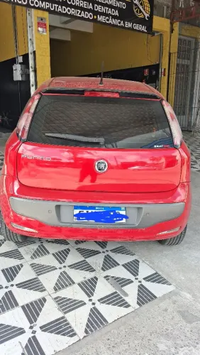 Fiat Punto Essence 1.6 Flex 16V 5P 2015