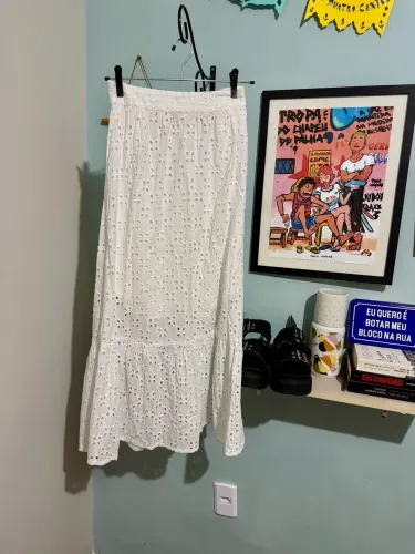 Saia branca 38