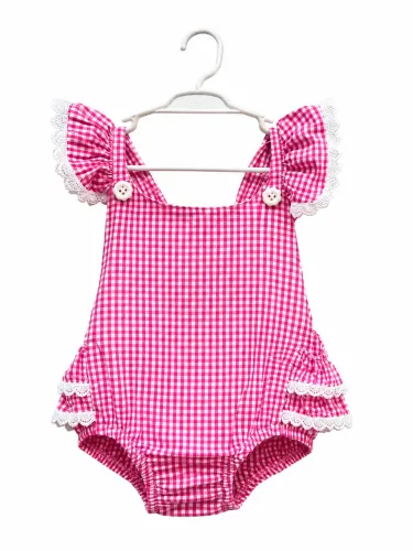 Romper xadrez pink com babadinhos e rendinha