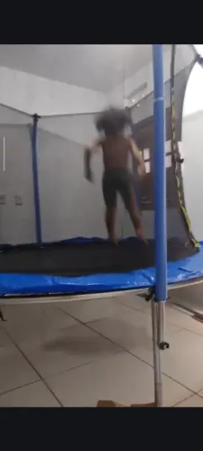 PULA PULA PRATICAMENTE NOVO, ARMADO SOMENTE UMA VEZ 