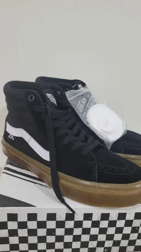 Tenis cano alto Vans NOVO