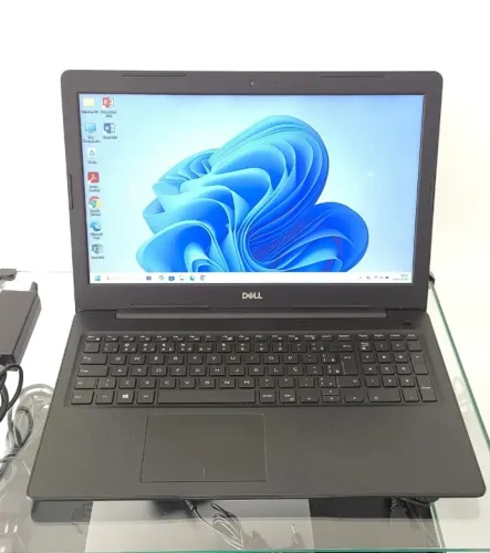 Dell Inspiron 3583 Notebook i3 8ª Geração 8GB RAM SSD 256GB Tela 15,6" HD