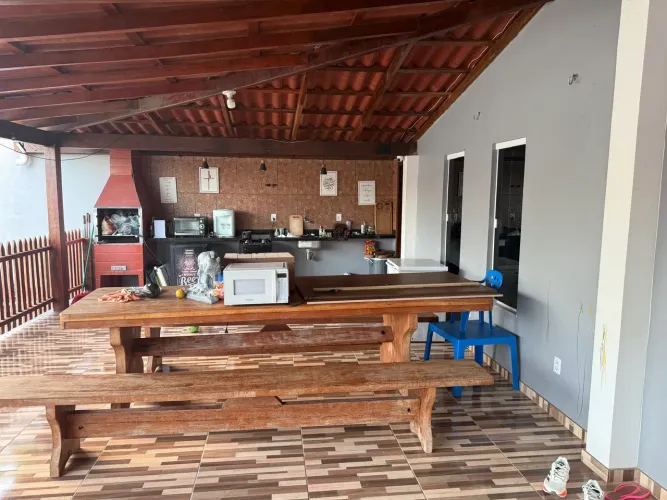 Vendo ou troco casa no barro santa Cecília 