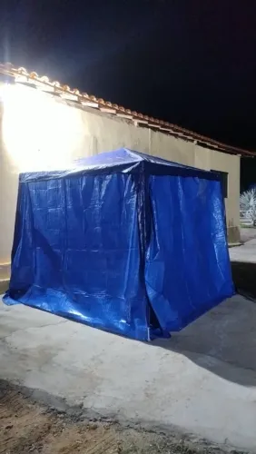 VENDO GAZEBO COM PAREDES LATERAIS
