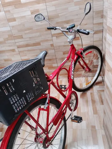 Bicicleta vermelha cintilantes completo com documento incluso