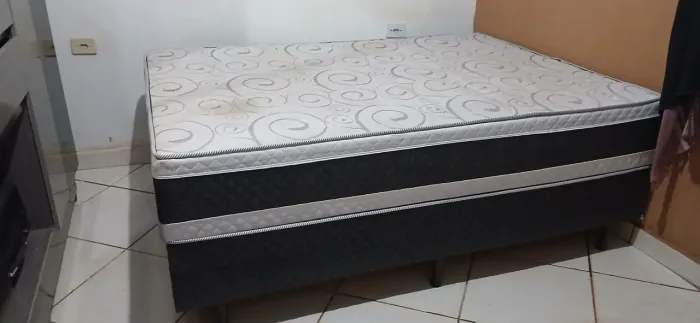 Cama box casal