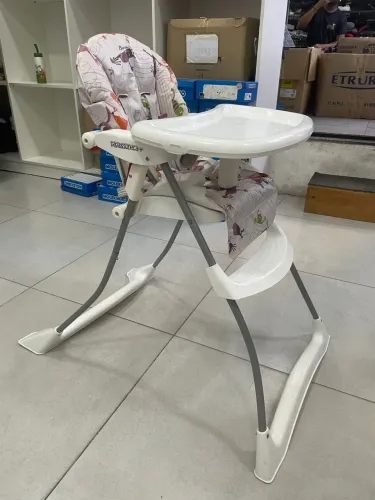 Cadeira de alimentação