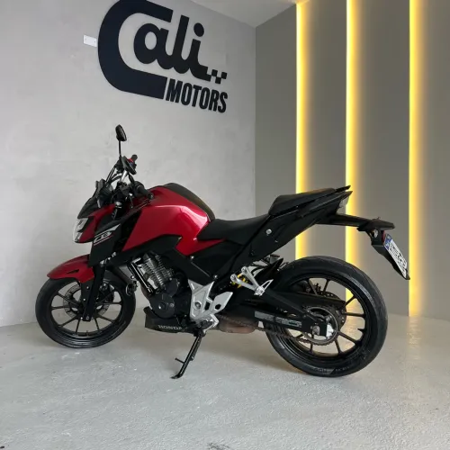 Honda CB 300f Twister Flex 2025