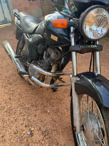 Vendo moto 150 fan