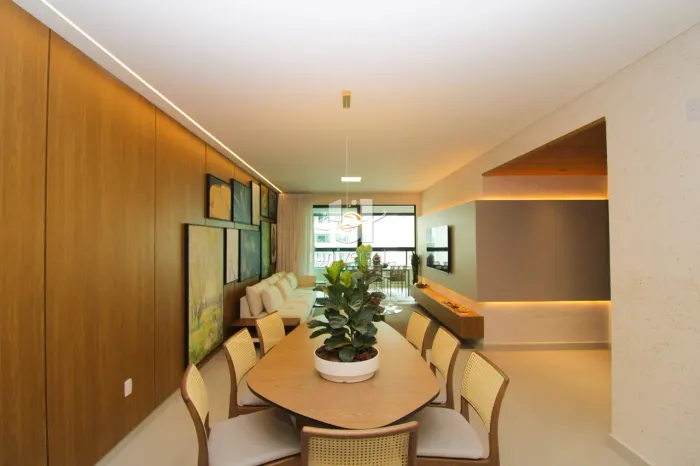 Apartamento com 4 suítes pertinho do Parque Halfeld