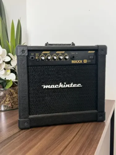 Amplificador Mackintec Maxx 15 Color Transistor