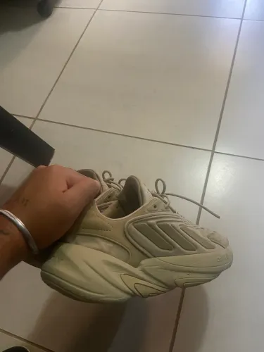 Tênis Adidas OZELIA