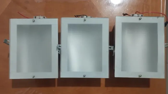 Luminárias de teto em ótimo estado