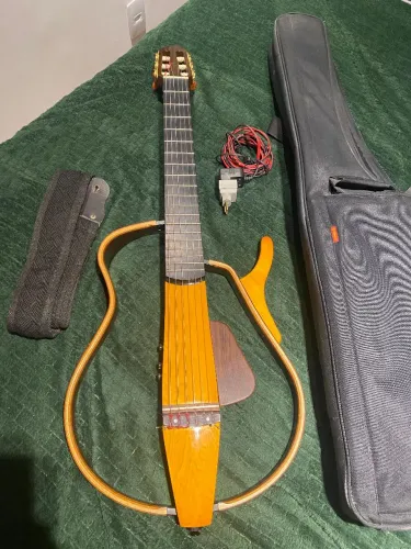 Violão Yamaha Silent SLG120NW Nylon 