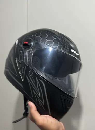 Capacete tamanho 58
