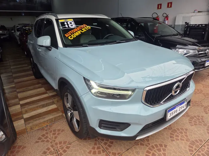 Volvo XC40 T-5 Moment First Edit 2.0 252cv AWD 2018