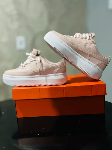 TENIS NIKE COURT VISION ALTA 41