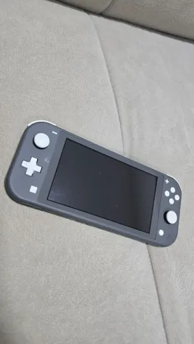 Nintendo Switch Lite cinza