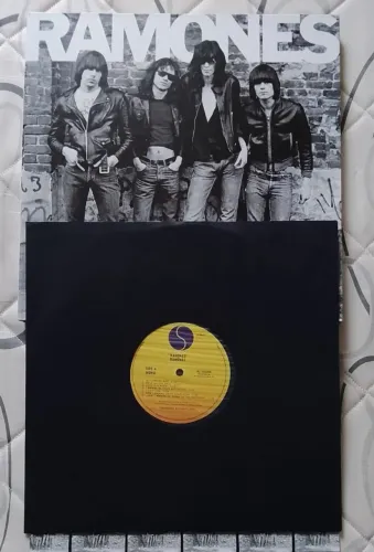  Ramones BOX 40th Anniversary Deluxe Edition