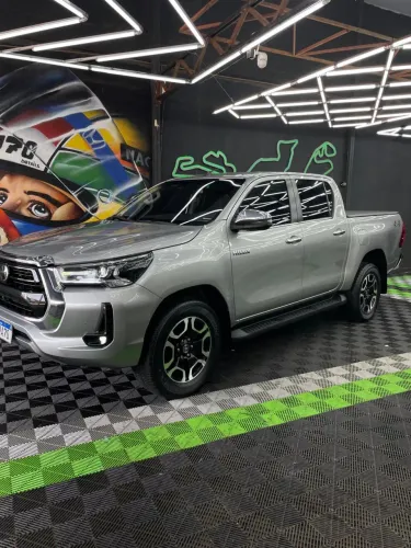 Toyota Hilux CD SRX 4X4 2.8 TDI 16V Diesel Aut. 2022