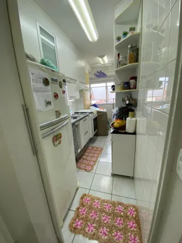 Apartamento 3 quartos e 2 vagas  possui 58 metros ! Ótima Localização.